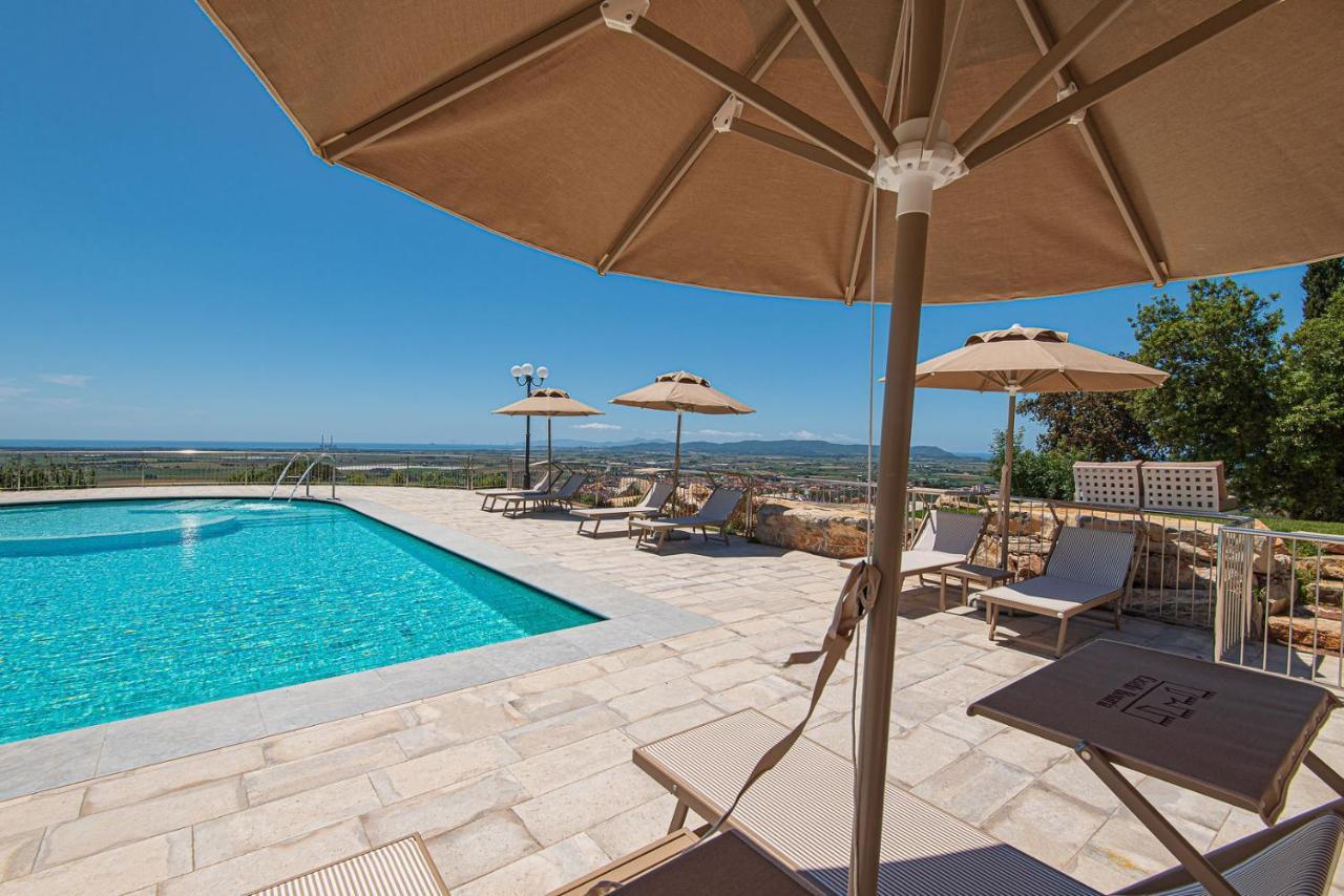 Castello Bonaria Wine & Spa Resort กัมปีลยา มาริตติมา ภายนอก รูปภาพ