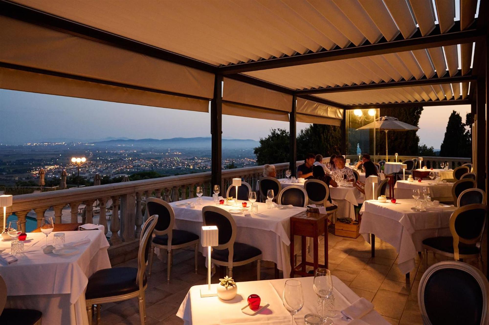 Castello Bonaria Wine & Spa Resort กัมปีลยา มาริตติมา ภายนอก รูปภาพ